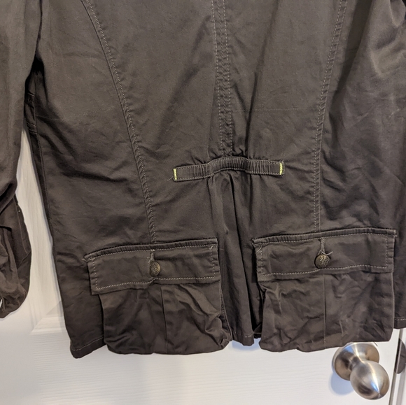 Jacket - Picture 8 of 10